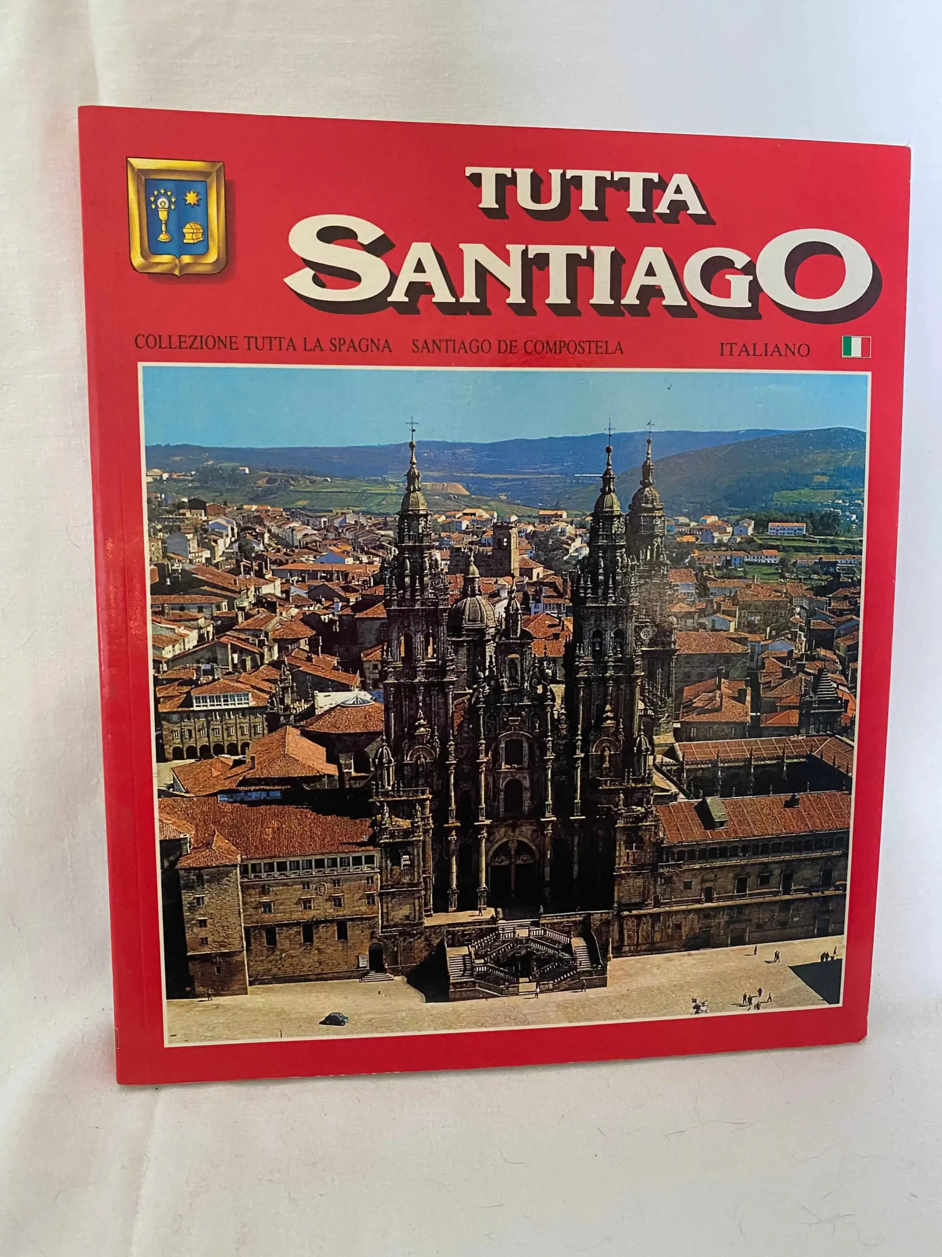 Travel Guide Book, Santiago