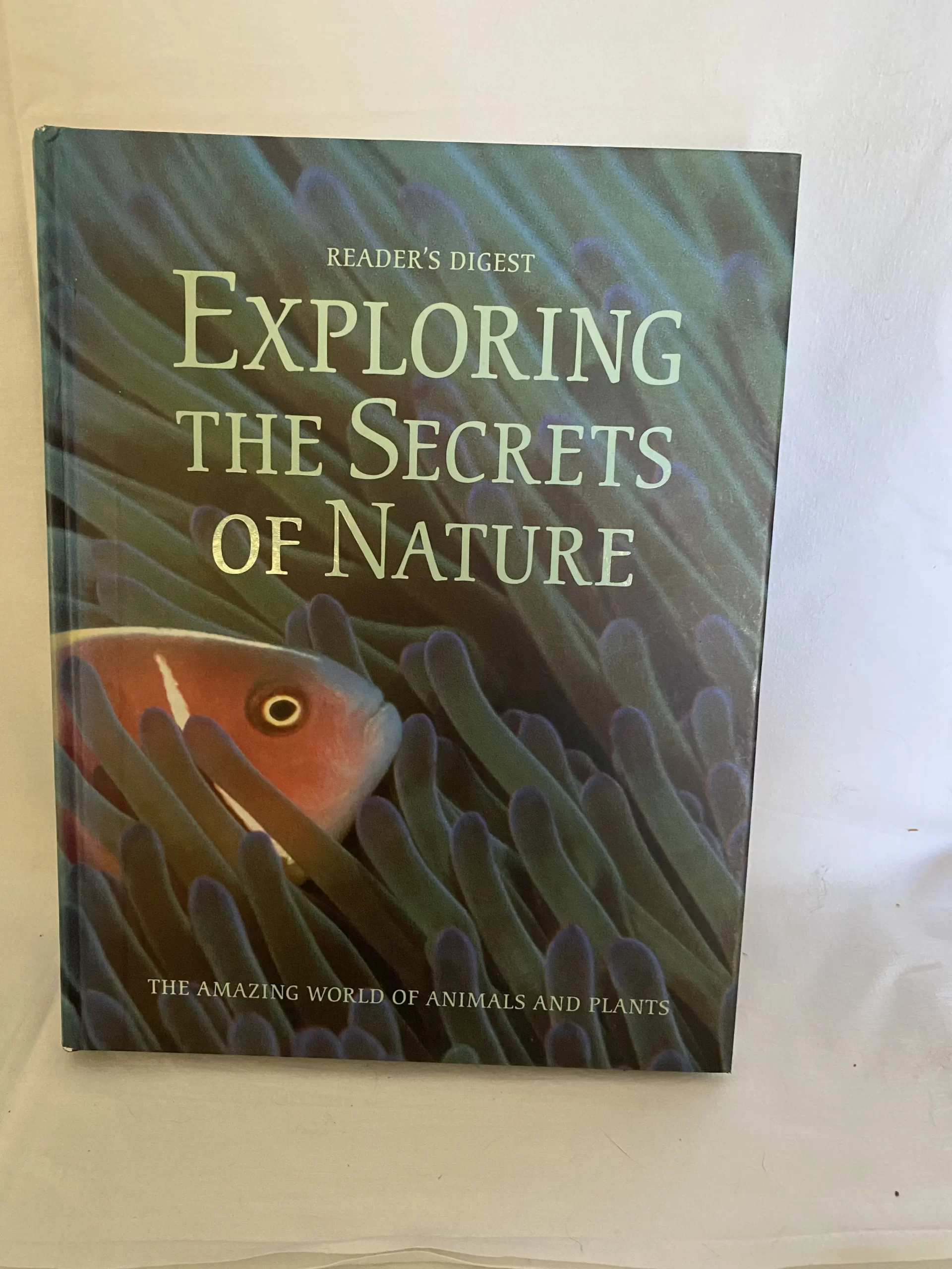 Exploring the Secrets of Nature: The Amazing World of Animals and Plants