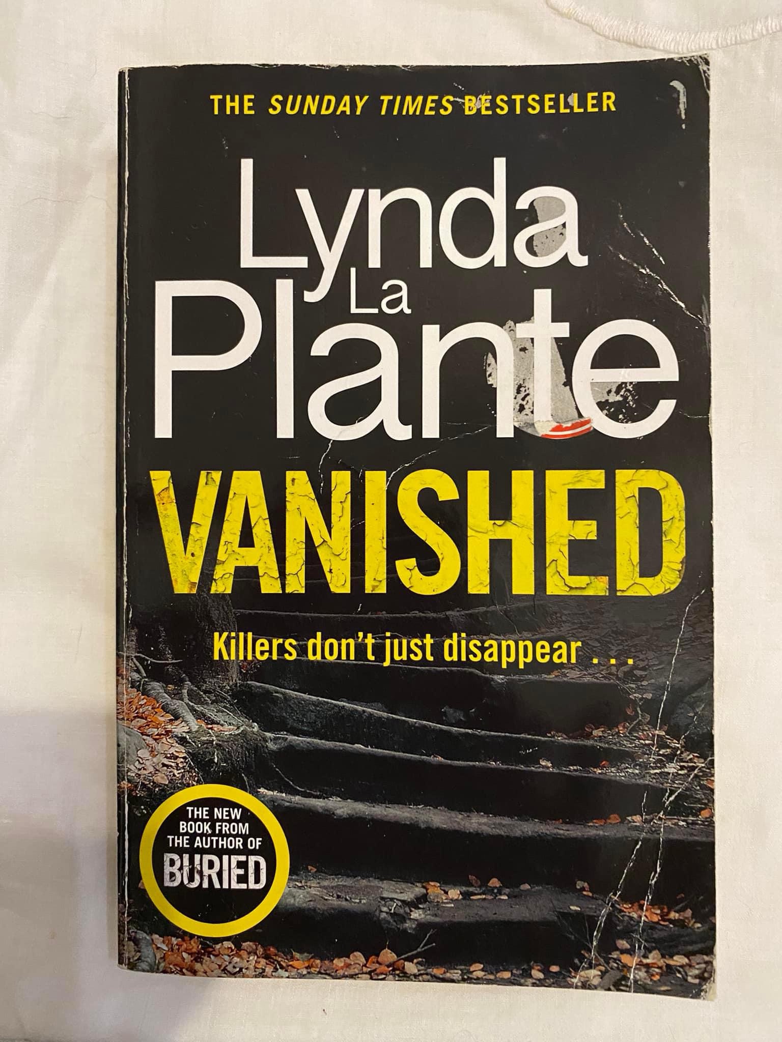 Vanished by Lynda La Plante (DC Jack Warr #3)