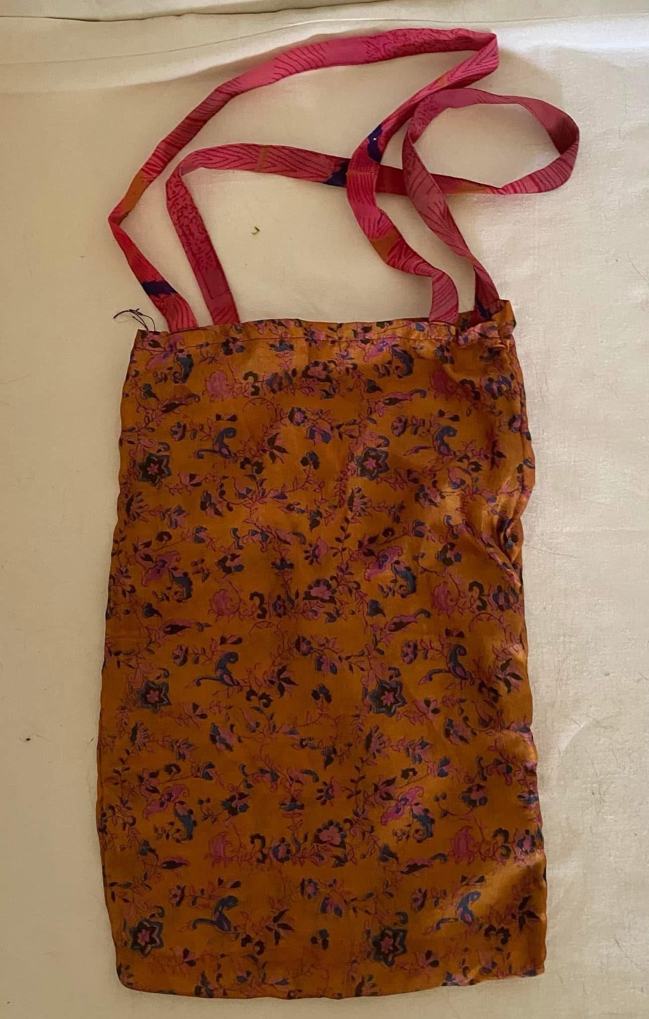 Little Silk Bags