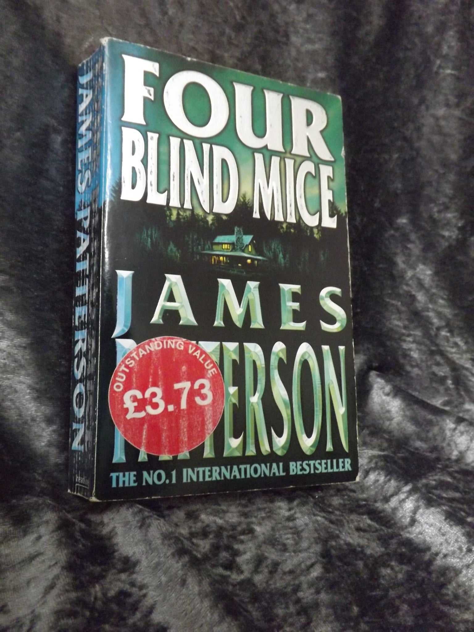 Four Blind Mice by James Patterson (Alex Cross #8)