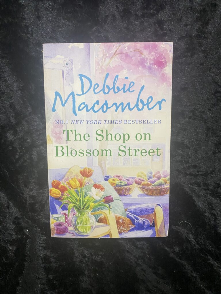 The Shop On Blossom Street by Debbie McComber (Blossom Street #1)