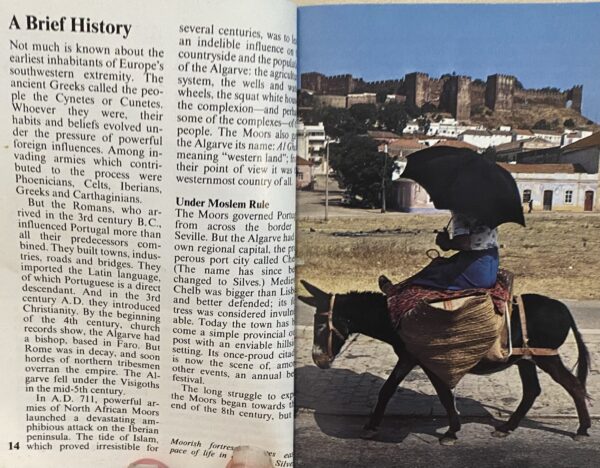 Vintage Algarve Travel Guide - Image 3