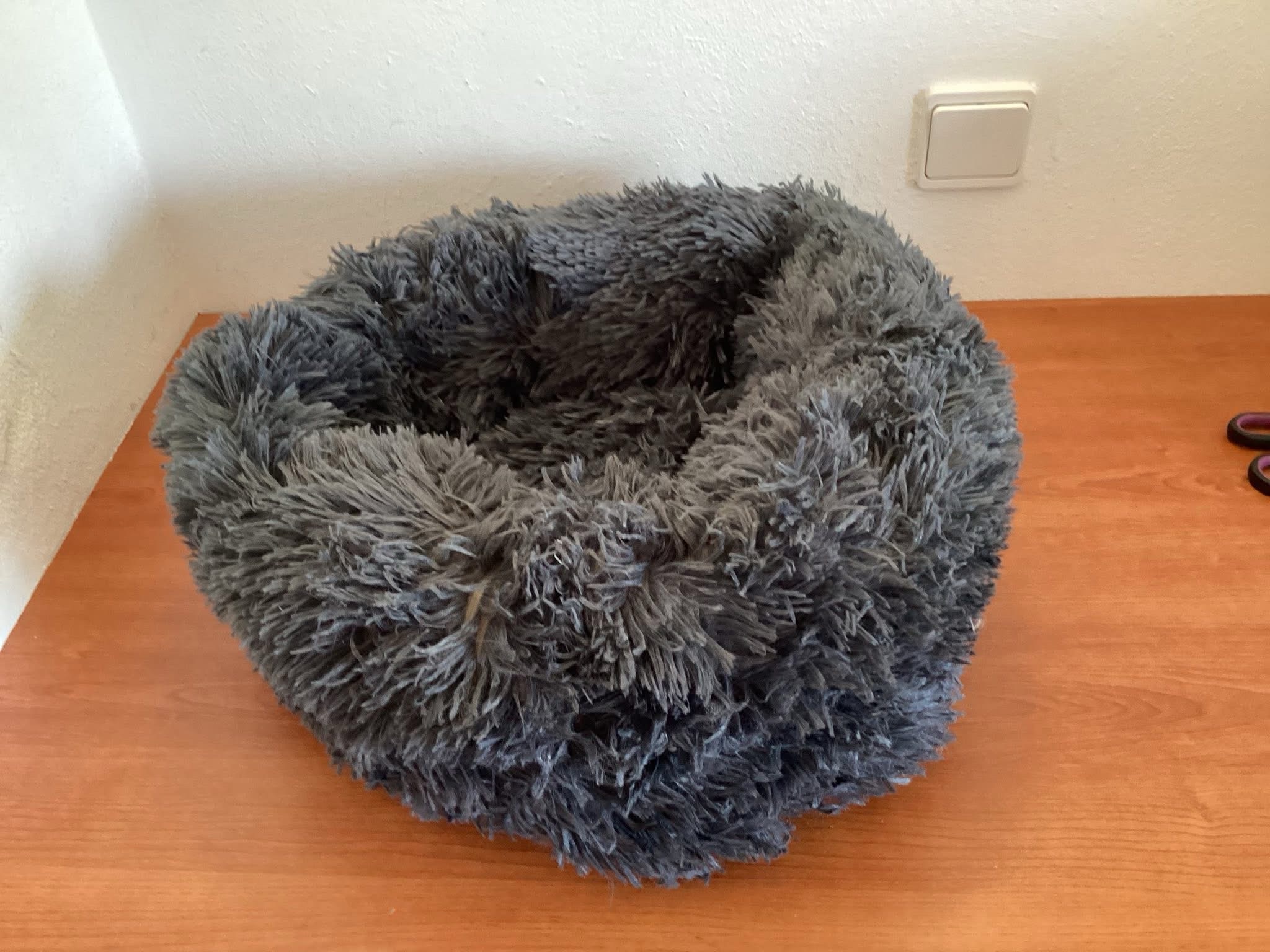 Cat / Small Dog Bed 50cms Grey
