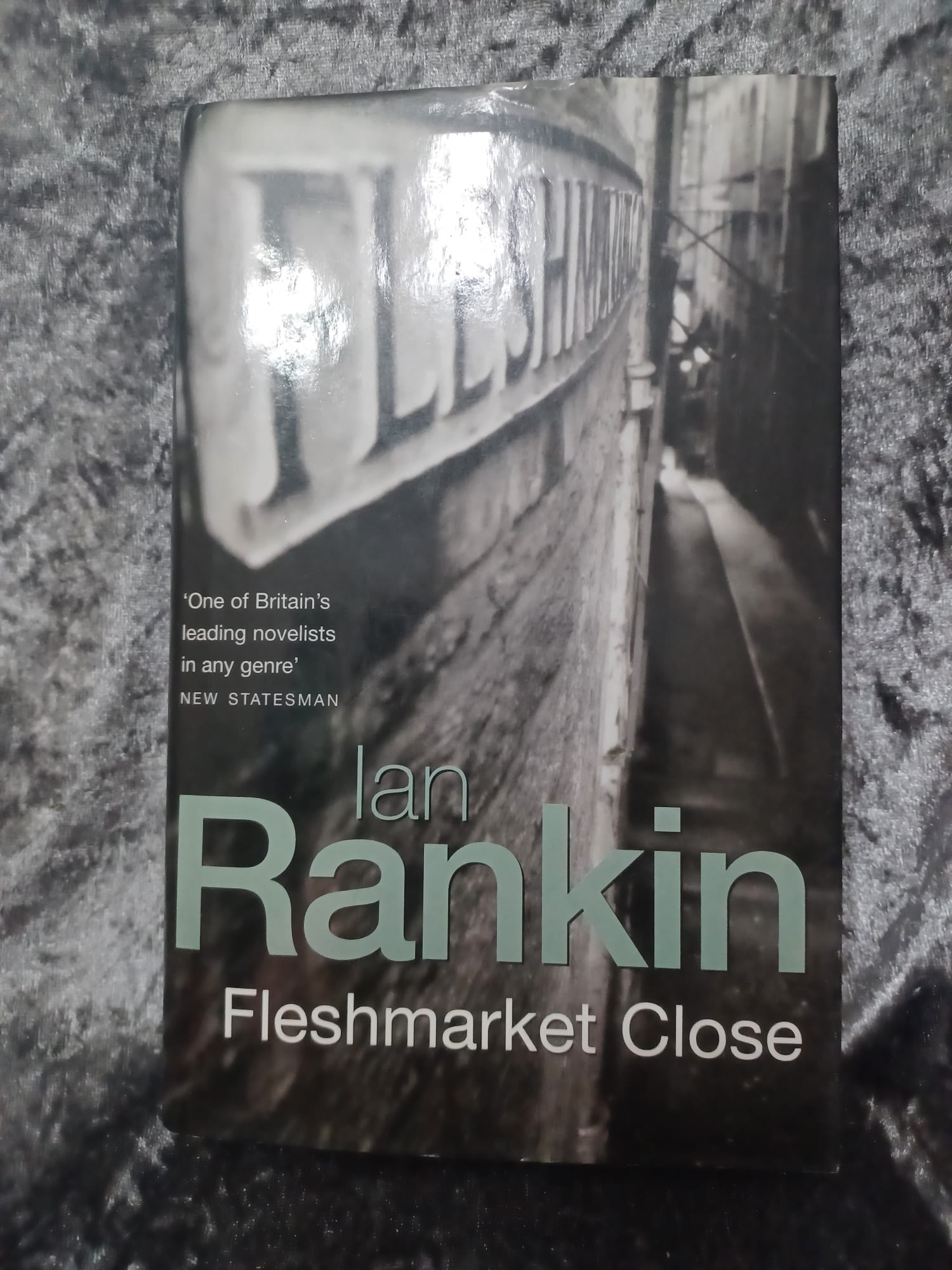 Flesh Market Close by Ian Rankin (Inspector Rebus #15)