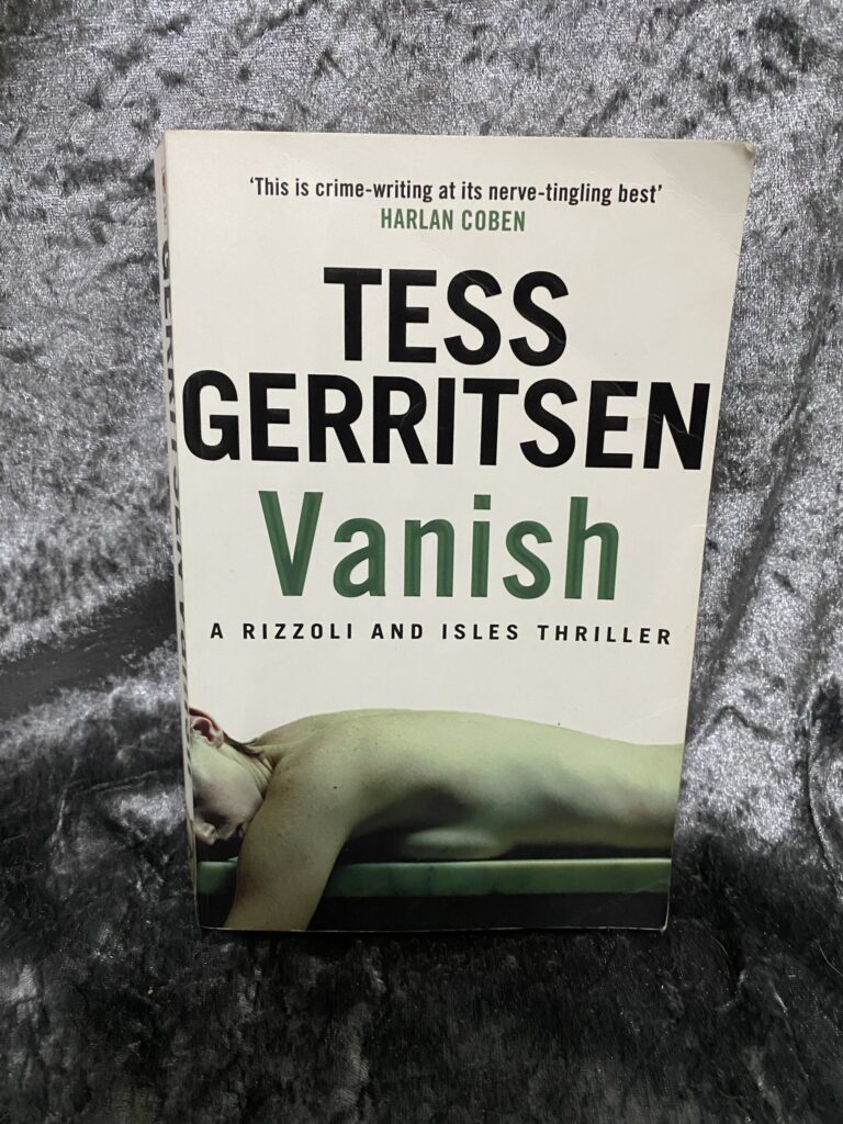 Vanish by Tess Gerritsen (Rizzoli & Isles #5)