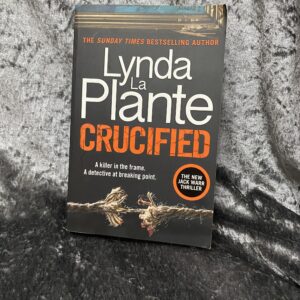 Crucified by Lynda La Plante (DC Jack Warr #5)