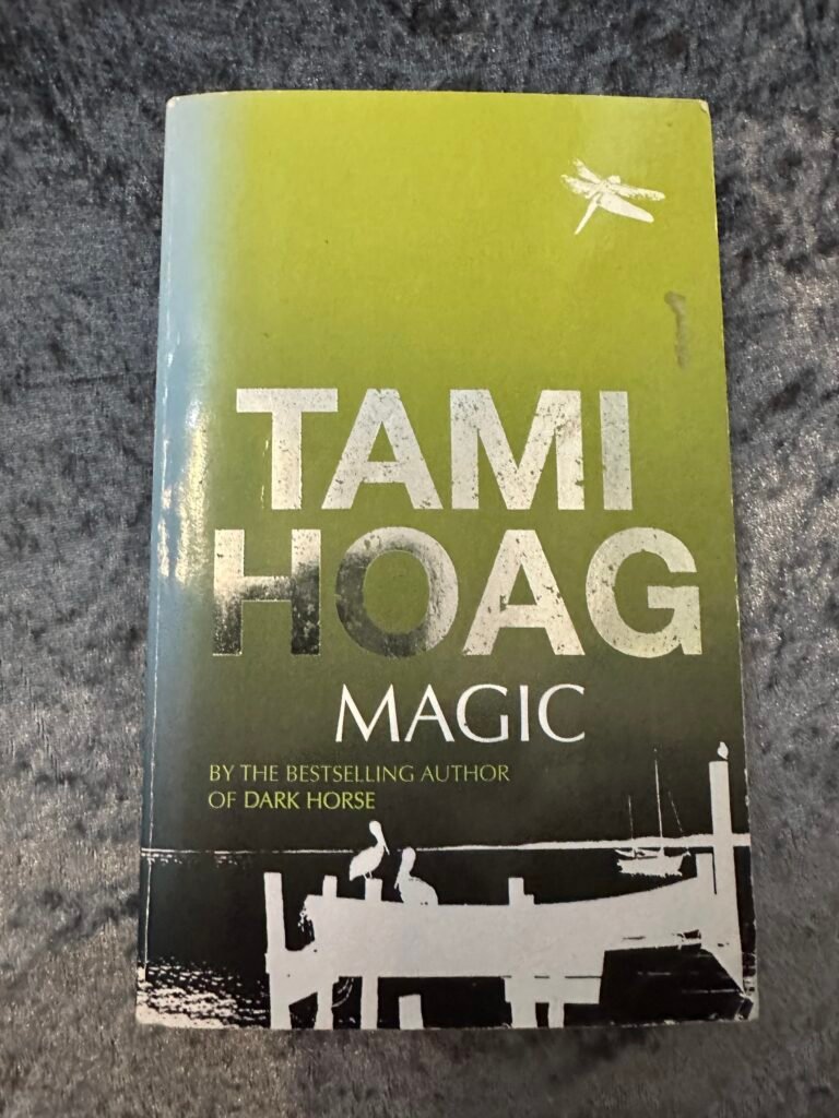 Magic by Tami Hoag (Rainbow Chasers #4)